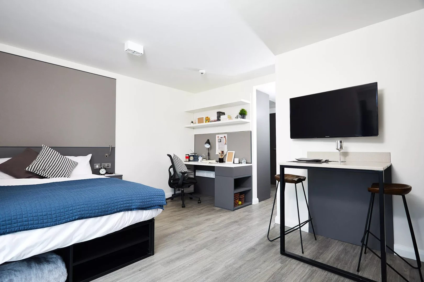 Renting rooms by the month in York