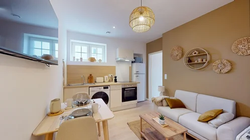 Stanza privata in 58 Rue d'Auxonne, immagine 1 di 10