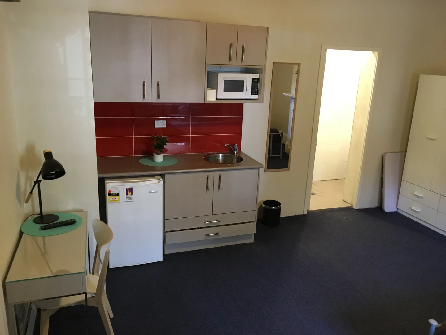Renting rooms by the month in Sydney