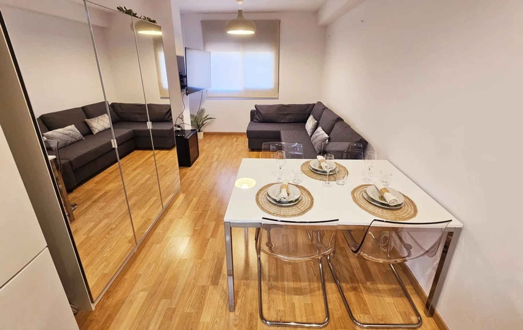 Appartement entièrement meublé à Castellón De La Plana