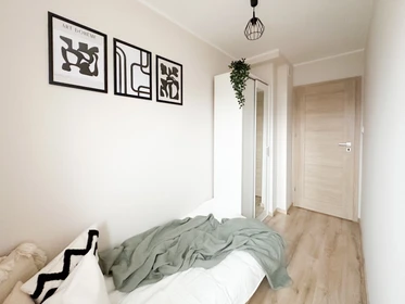 Habitación en alquiler con cama doble Warszawa