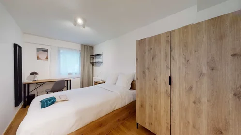 Özel oda konumu Rue Raspail, , 1 2 görüntüsü
