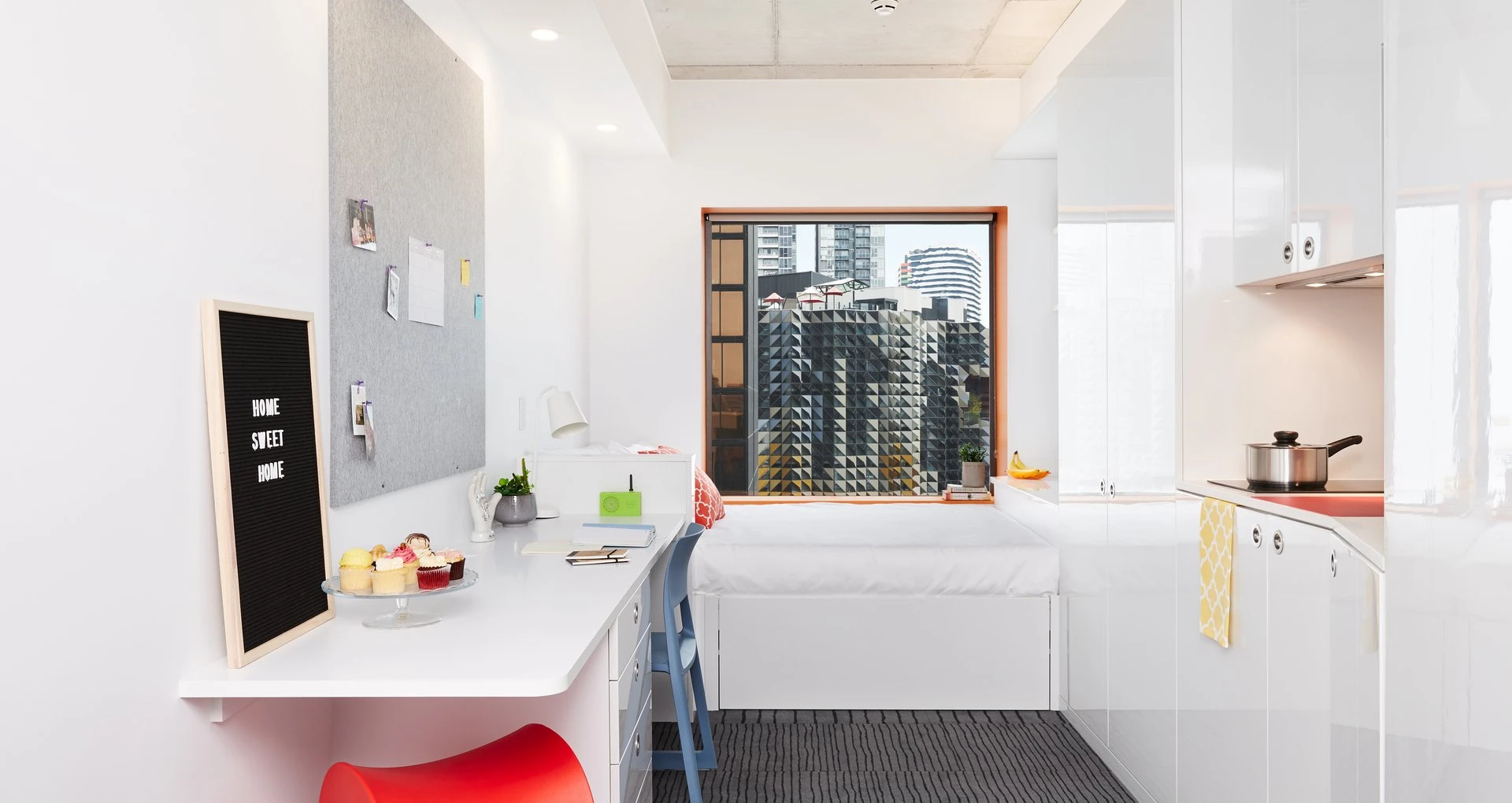 Luminosa stanza condivisa in affitto a Melbourne