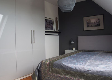 Alojamiento con 3 habitaciones en Aquisgrán