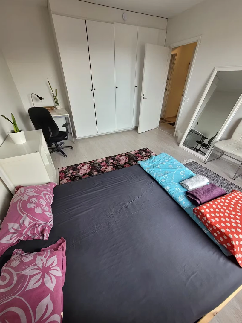 Espoo de çift kişilik yataklı kiralık oda