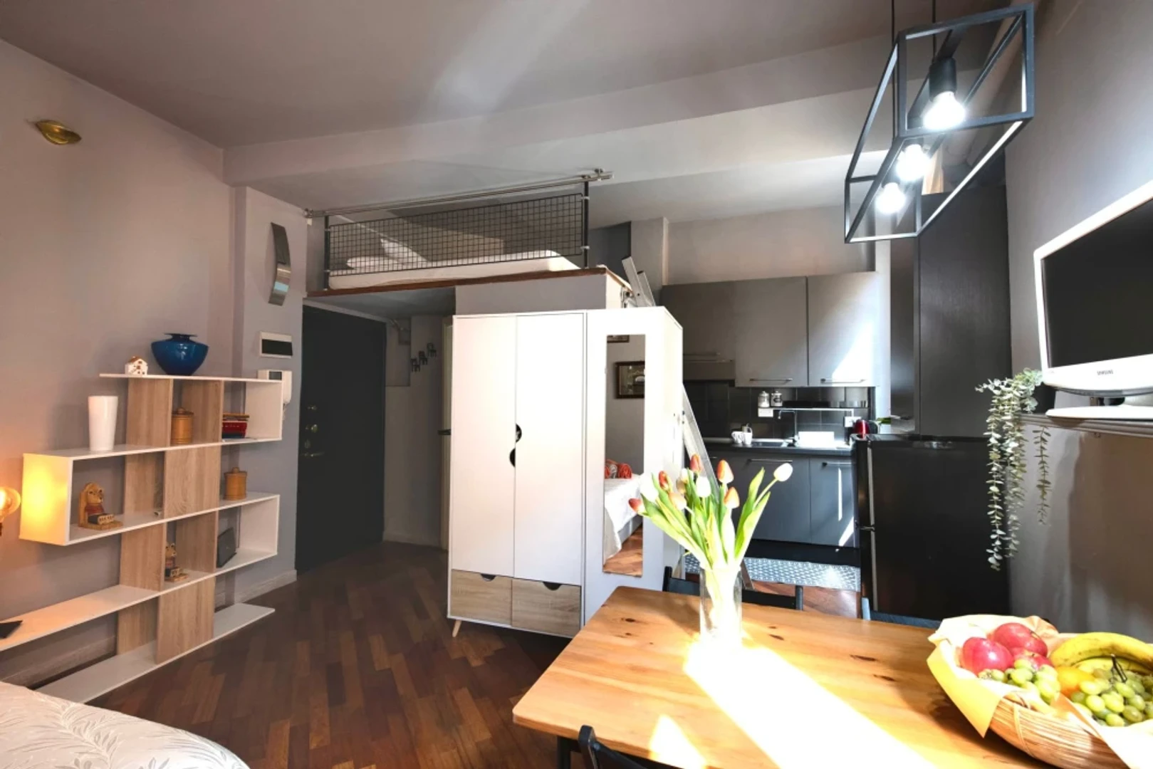 Apartamento moderno e brilhante em Bolonha