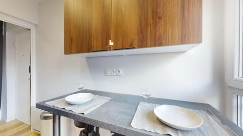 Private room at 92 Rue de Blanzat, 63100 Clermont-Ferrand, France, image 15 of 17