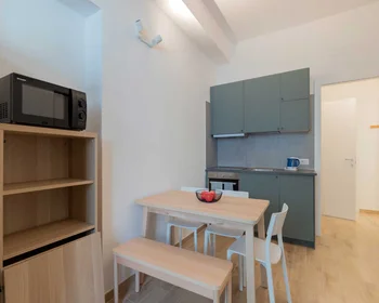 Özel oda konumu Via La Loggia, 7 12 görüntüsü
