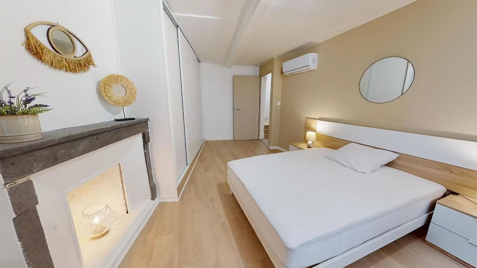 Zimmer mit Doppelbett zu vermieten clermont-ferrand