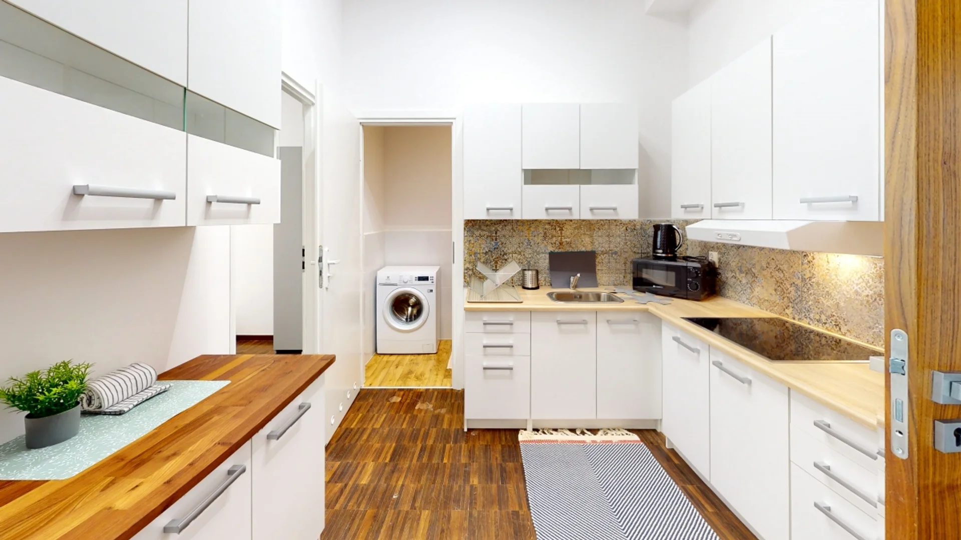 Habitación estudiantil económica cerca del campus en 