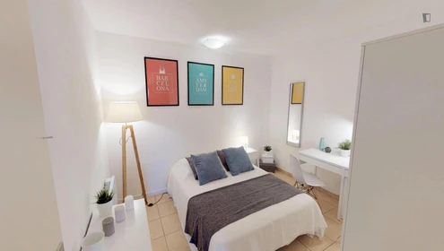 Renting rooms by the month in Lille