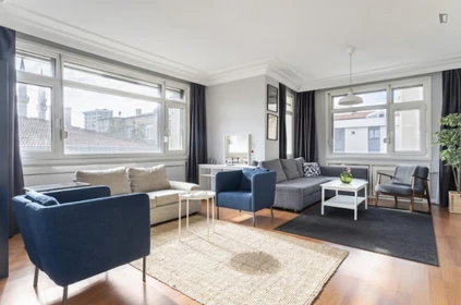 Apartamento totalmente mobilado em istanbul