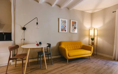 整套公寓 在 Carrer de Freixures, S. Pere, Santa Caterina, i la Rib., 10的图像6