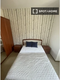 Barcelona de çift kişilik yataklı kiralık oda