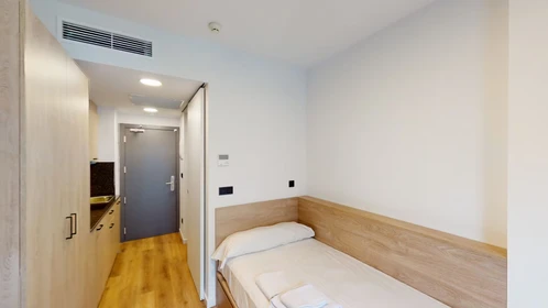 Zimmer mit Doppelbett zu vermieten San Vicente Del Raspeig