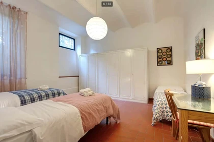 Two bedroom accommodation in Florence