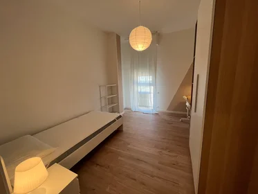 Stanza privata in Via Brigata Padova, , immagine 1 di 10