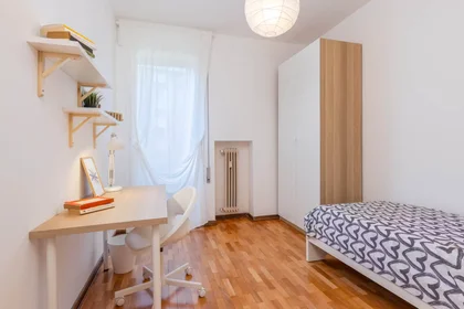 Prywatny pokój Via Aosta, , obraz 1 10