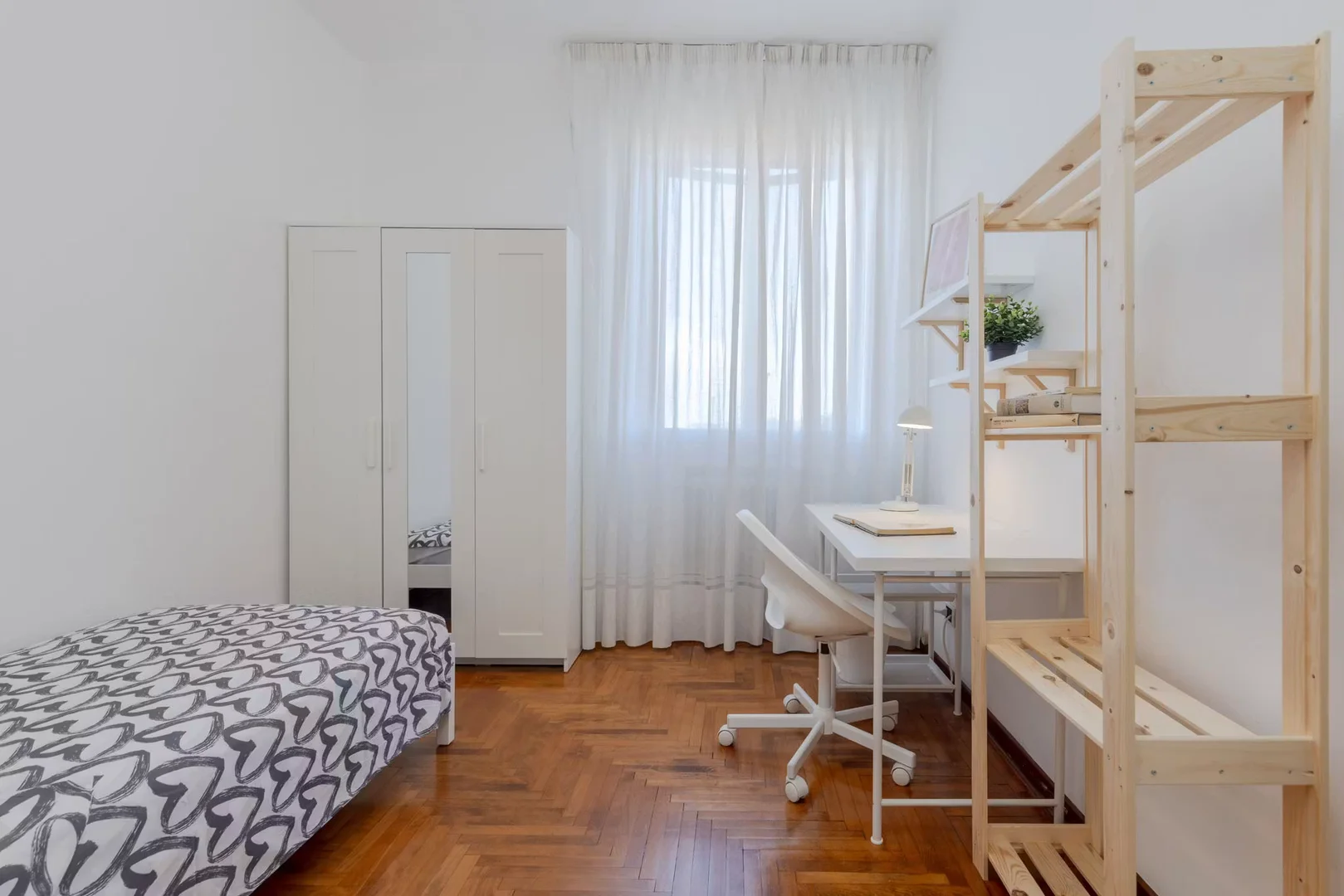 Chambre d'étudiant confortable et spacieuse dans 