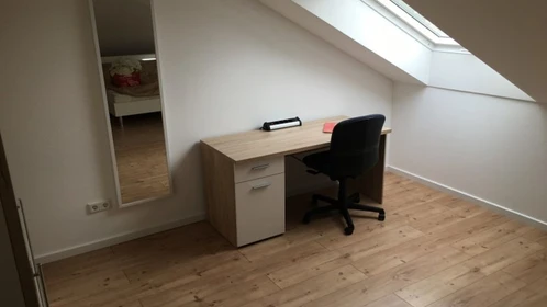 Room for rent with double bed Leverkusen