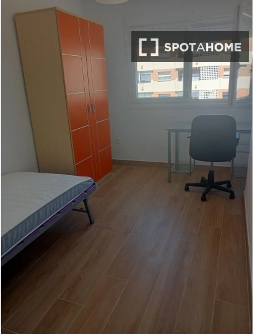 Budgetfreundliches Studentenzimmer in Campusnähe in 