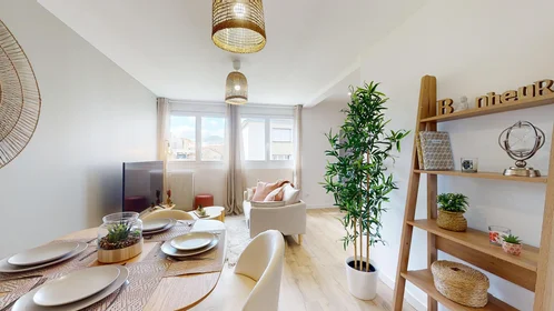 Prywatny pokój 124 Boulevard lafayette, obraz 1 10