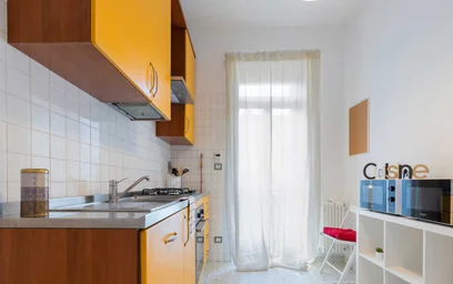 Habitación privada en Via Delle Rosine, imagen 9 de 13