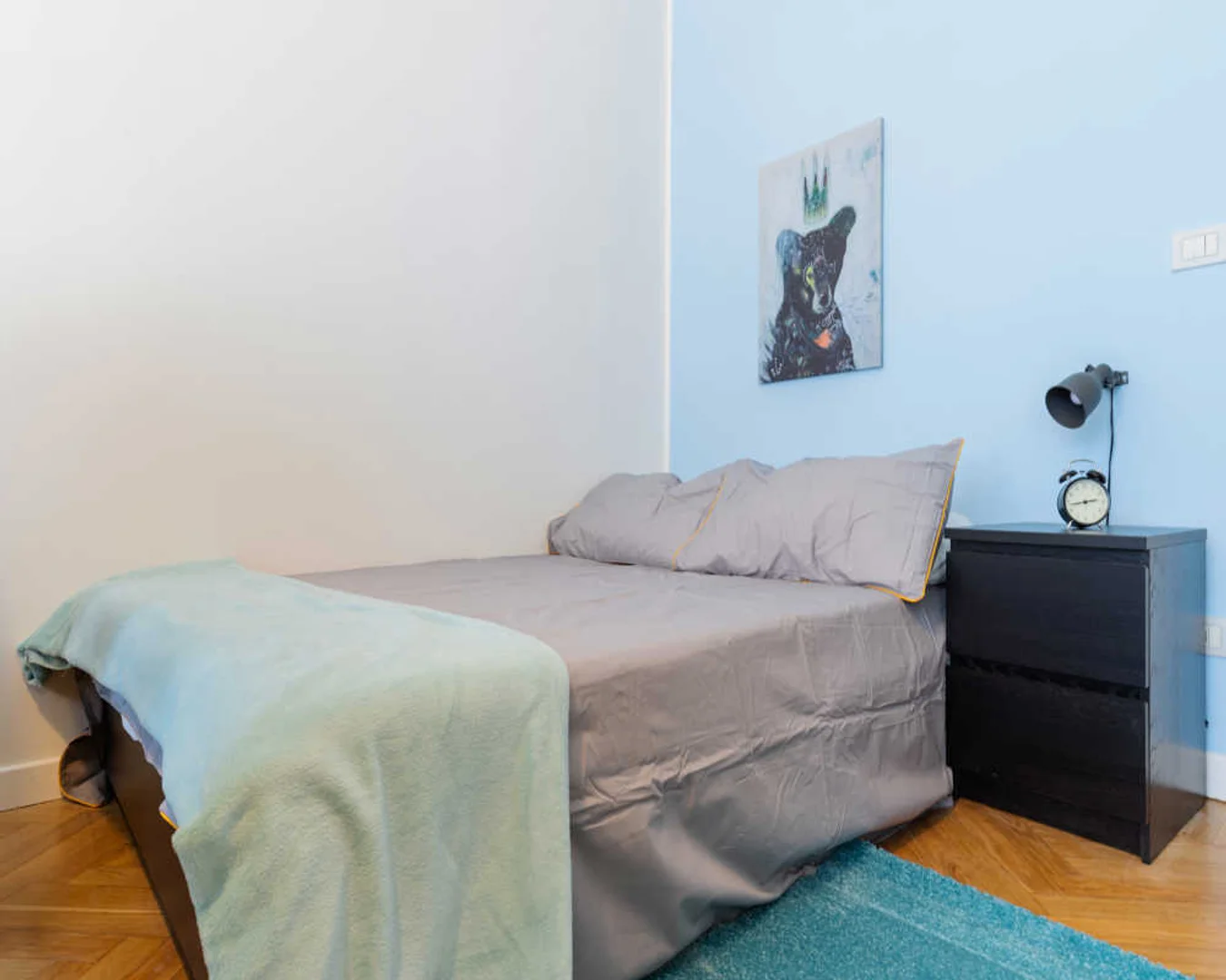Habitación estudiantil económica cerca del campus en
