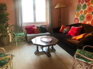 Accommodation with 3 bedrooms in Ghent
