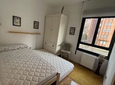 Zimmer mit Doppelbett zu vermieten Gijón