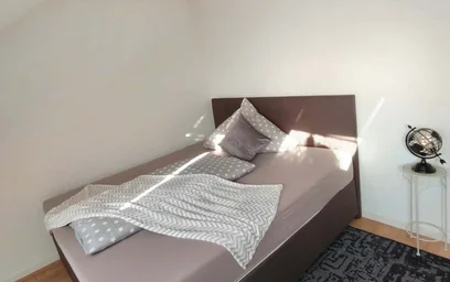 Private room at Elfriedenstraße, 81827 München, Germany, image 3 of 7