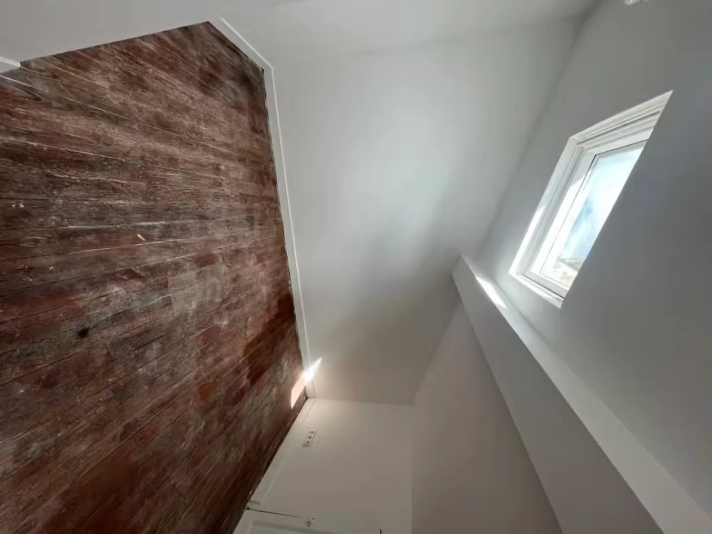 Quarto acolhedor para estudantes disponível em 