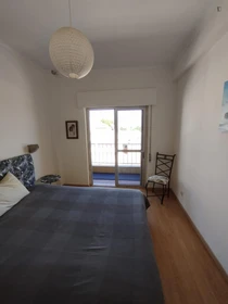 Alojamiento con 3 habitaciones en Setubal