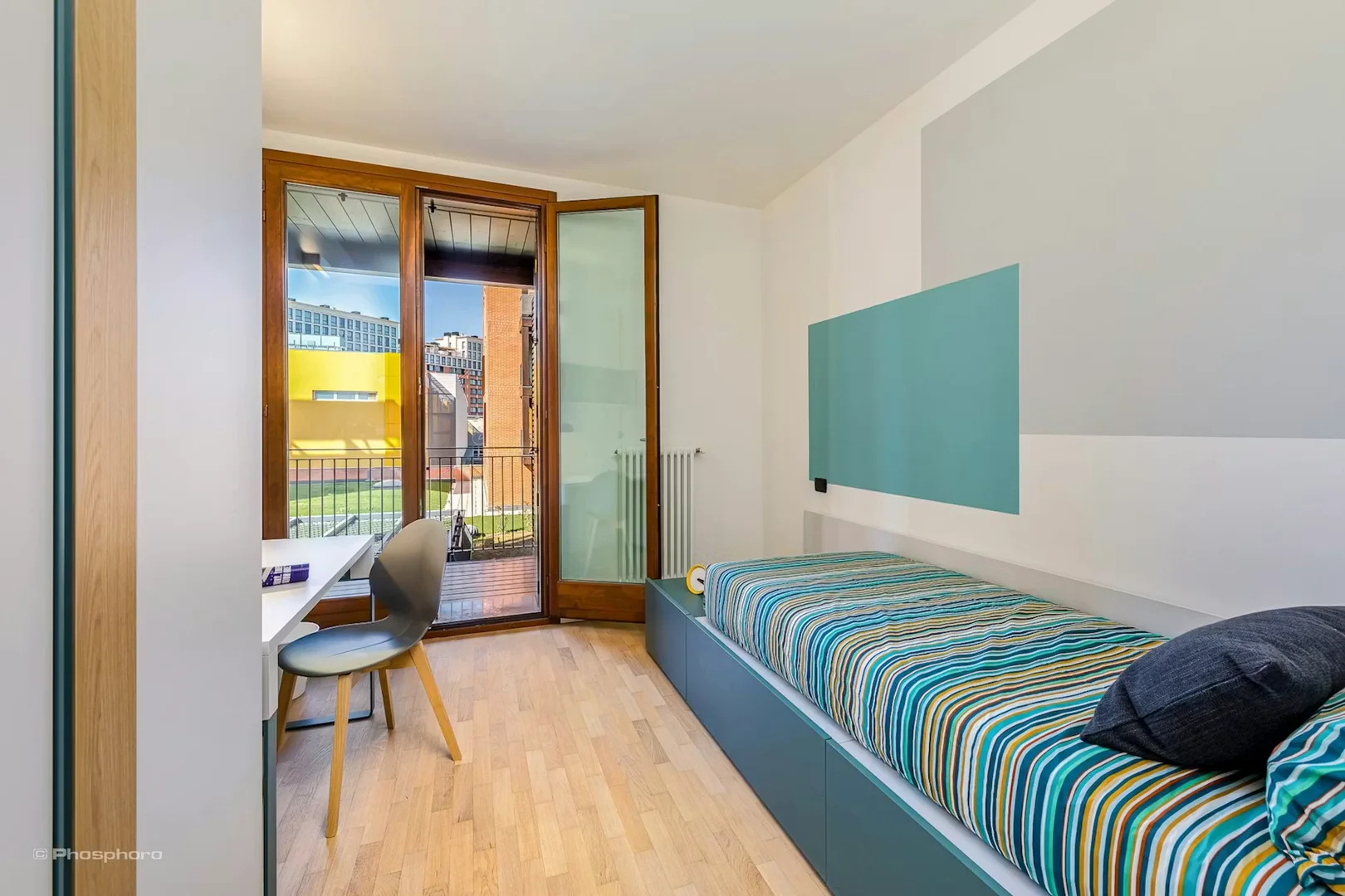 Quarto para alugar em apartamento de estudantes em , totalmente mobilado