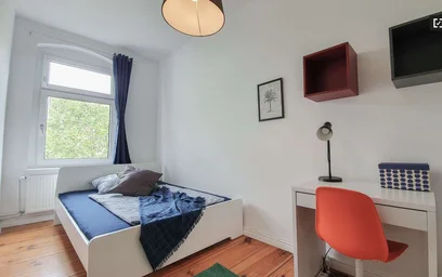 Quarto para alugar ao mês em {area}