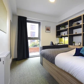 Quarto para alugar num apartamento partilhado em Salford