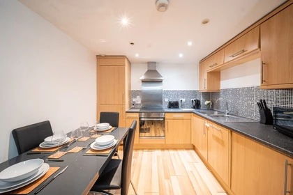 Apartamento moderno y luminoso en Huddersfield