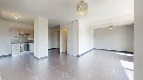 Gesamte Unterkunft in der Rue Louise Michel, , bild 4 von 10