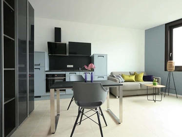 Apartamento moderno e brilhante em Bonn