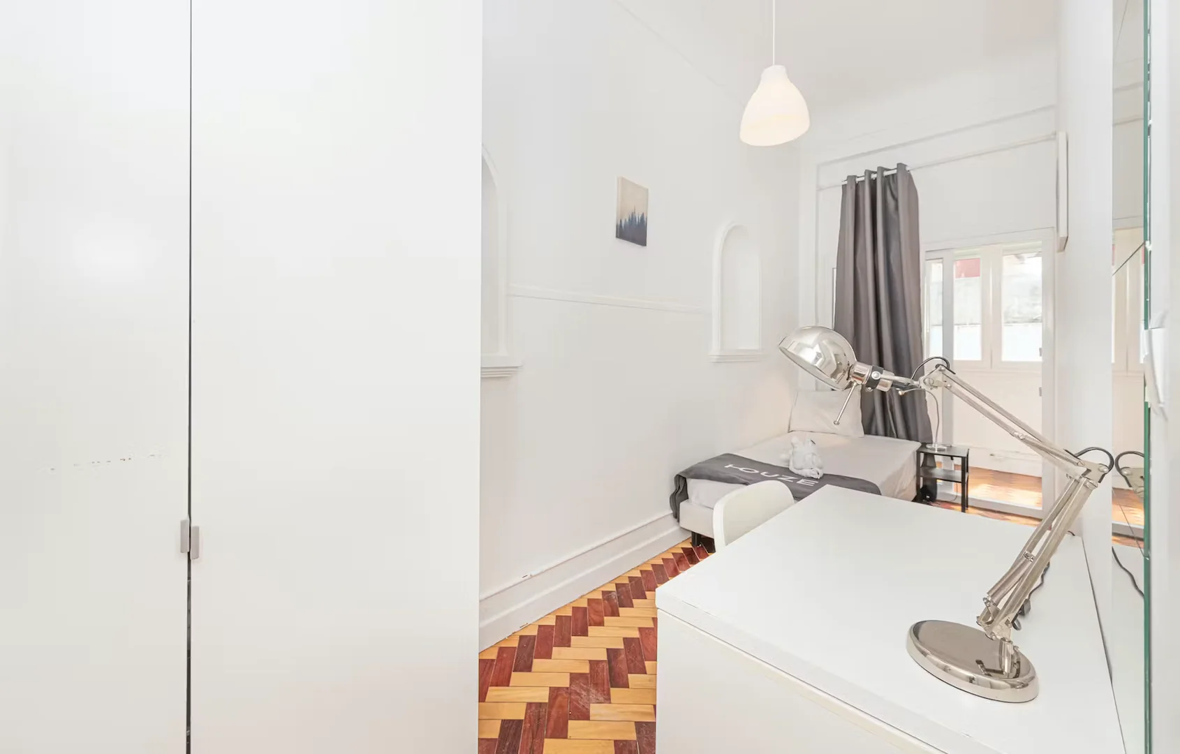 Quarto amigo do estudante em  com comodidades modernas