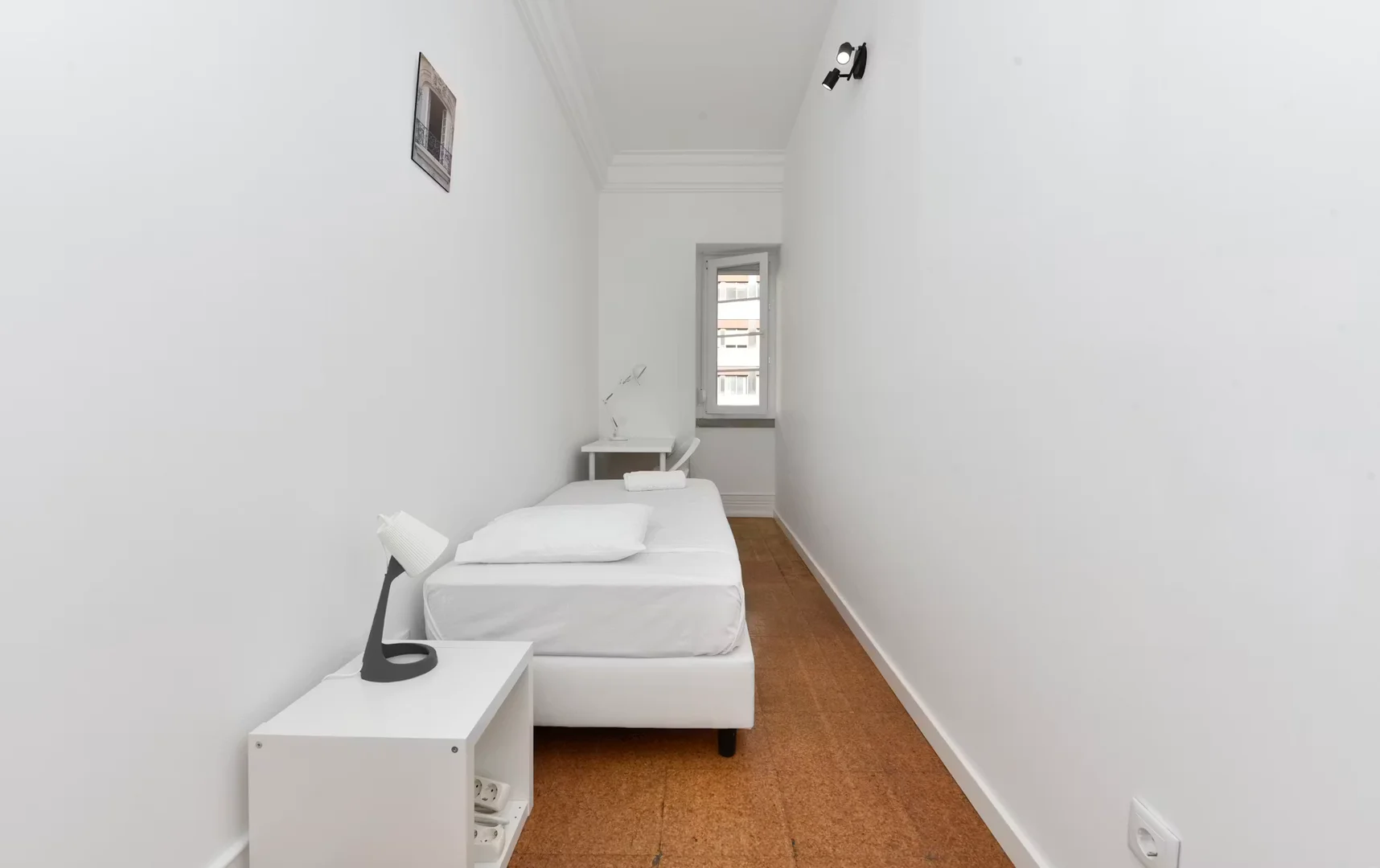Economical student room with convenient location in 