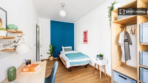 Habitación privada muy luminosa en Berlín