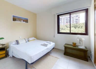 Alojamento com 2 quartos em Alicante