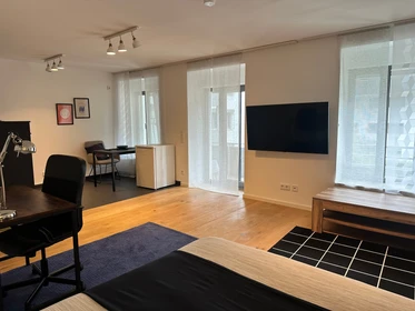 Appartamento intero in Bartholomäusstraße, immagine 1 di 10