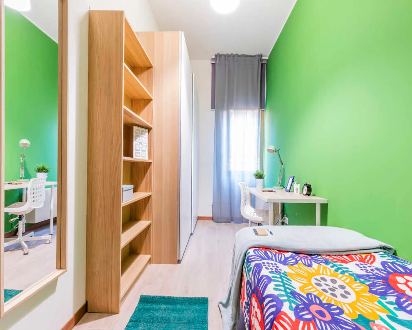 Habitación acogedora para estudiantes disponible en