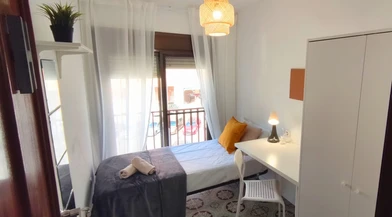 Tarragona de çift kişilik yataklı kiralık oda