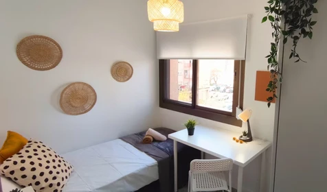 Renting rooms by the month in Tarragona