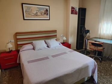 Habitación en alquiler con cama doble Castellón De La Plana