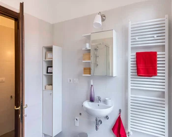 Habitación privada en Viale Giovanni Vicini, imagen 24 de 30