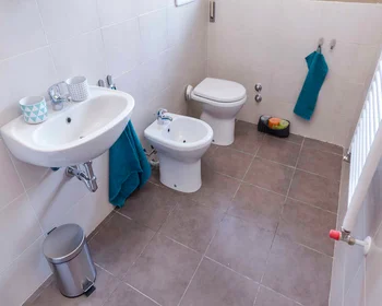 Habitación privada en Viale Giovanni Vicini, imagen 28 de 30